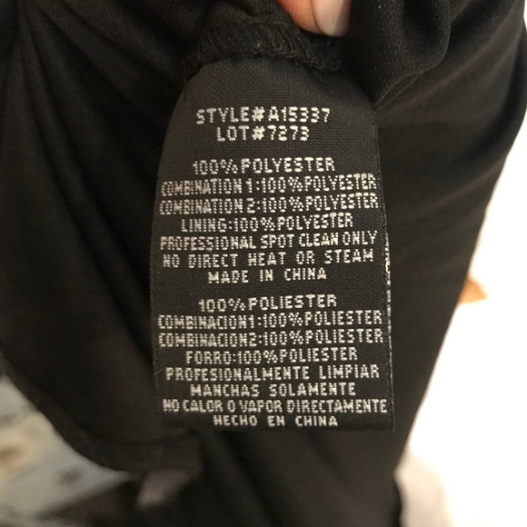 Elegant Floor length Black Gown - Picture 8 of 8